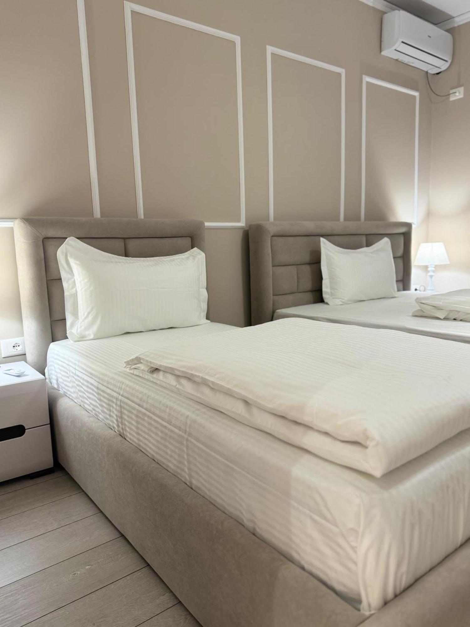 Sun Tower Luxury Suite-View From Of Tirana Center Zewnętrze zdjęcie